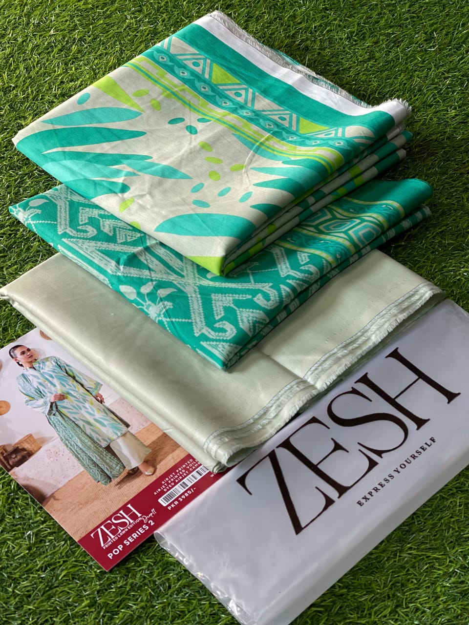 ZESH POP DROP-11 | 2025 Digital Printed Lawn Collection – 15-Piece Set ✨