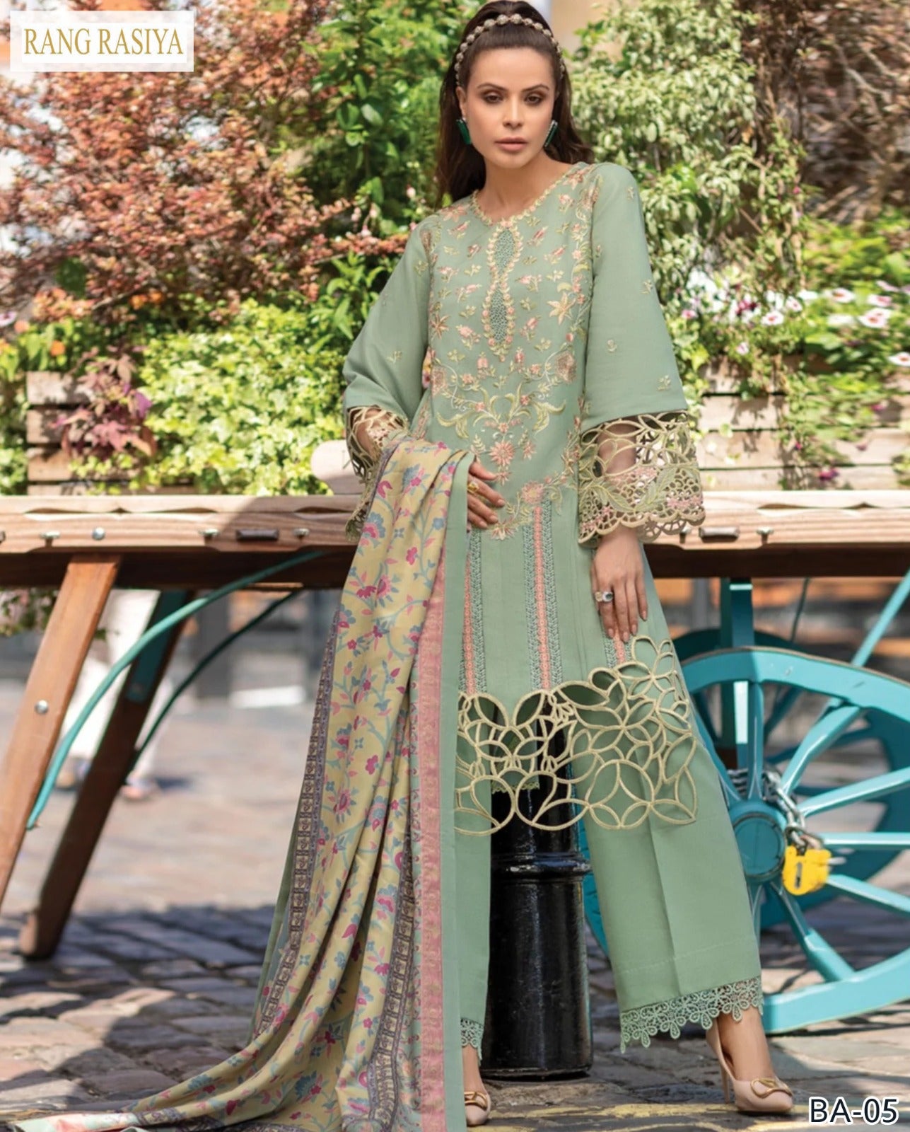 🌿 Rang Rasiya BA-05 – Elegant Embroidered Lawn 3PC Suit with Digital Print Dupatta